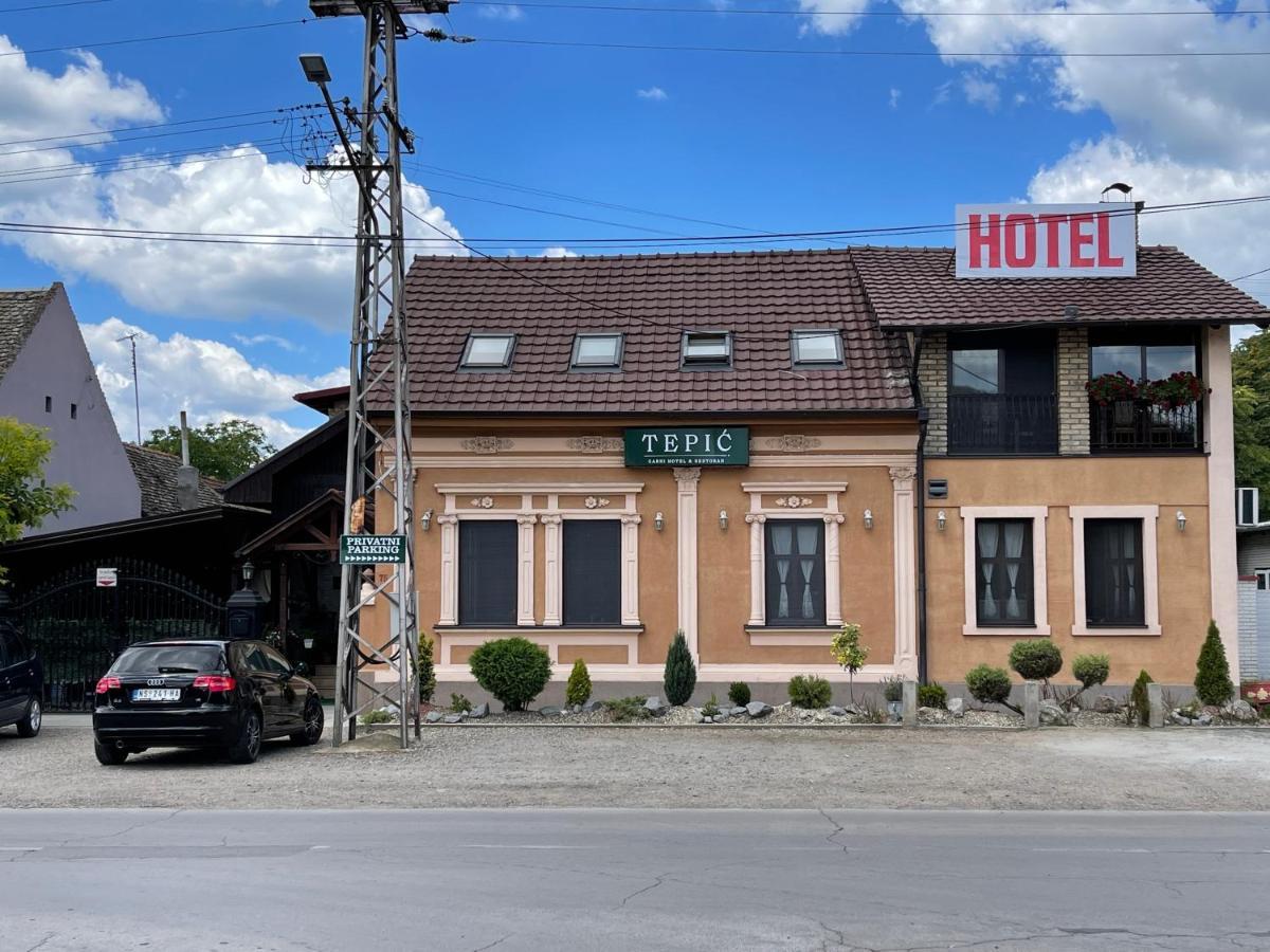 Tepic Garni Hotel Temerin Exterior photo